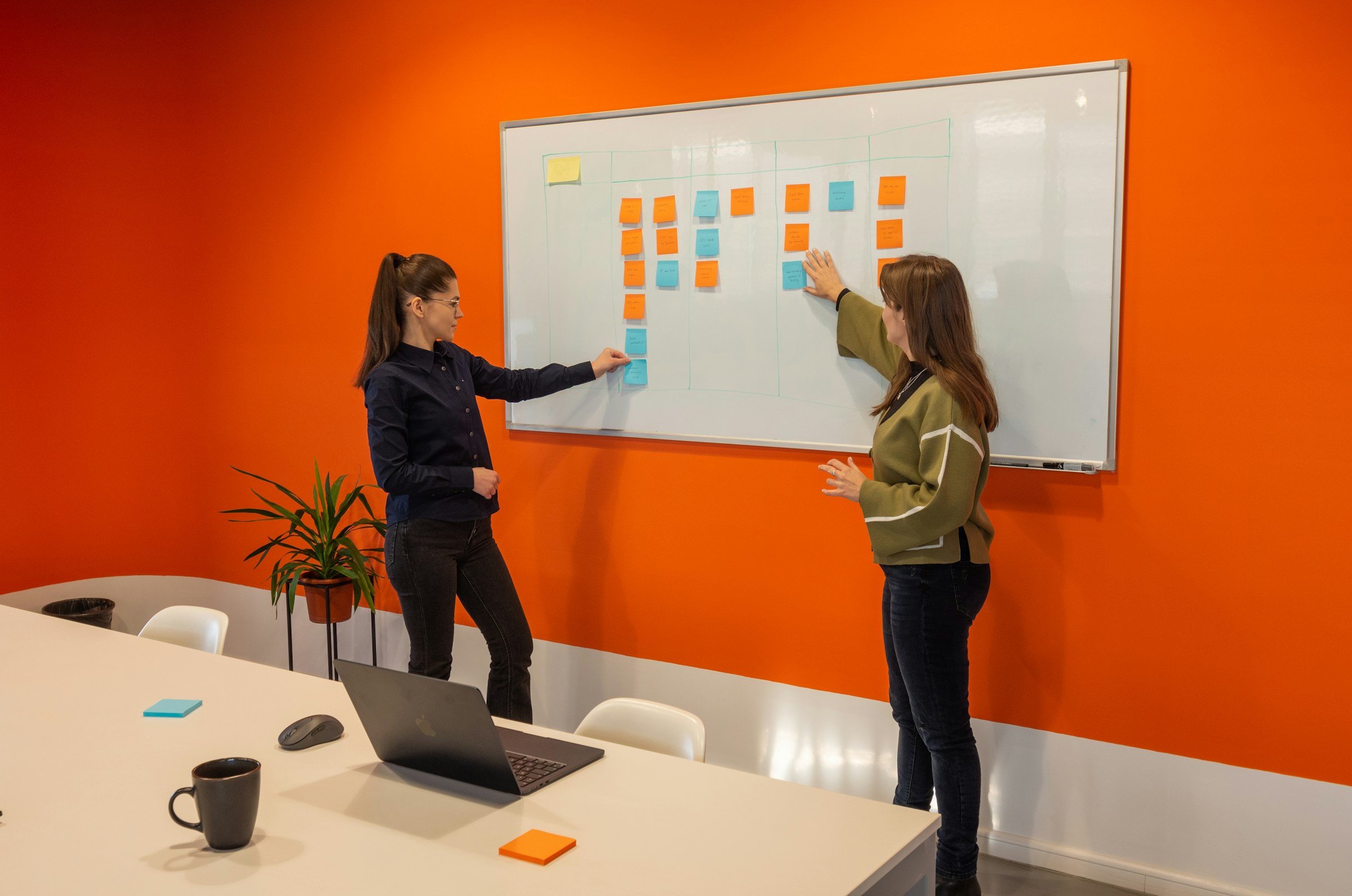 woman with sticky notes - ai tools list